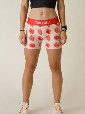 Chicknlegs Women's Strawberry Szn 3" Compression Shorts Sz L Running Print